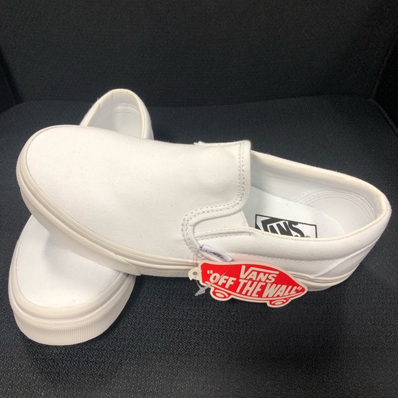 white slip on vans womens size 7